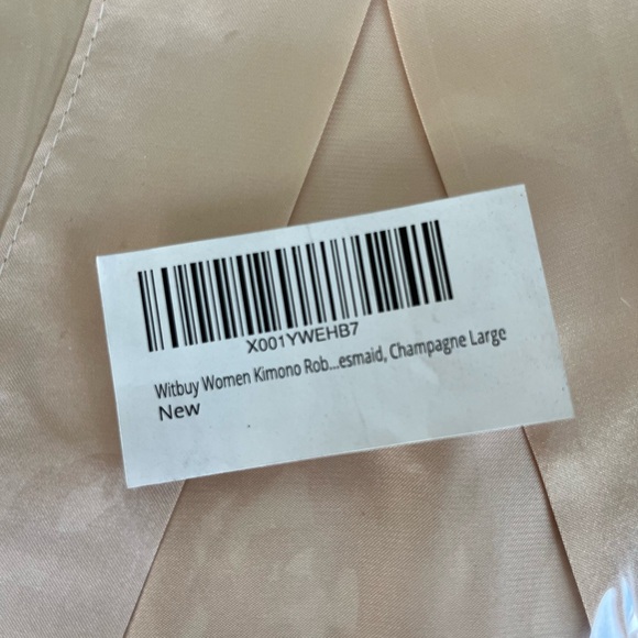 4 Champagne Satin Robes- NWT - Picture 4 of 7